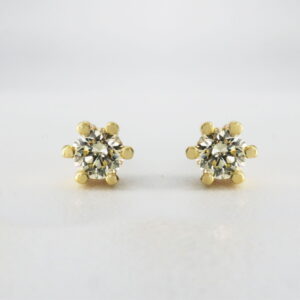 9K Yellow Gold Diamond 6 Claw Stud Earrings 0.20CT